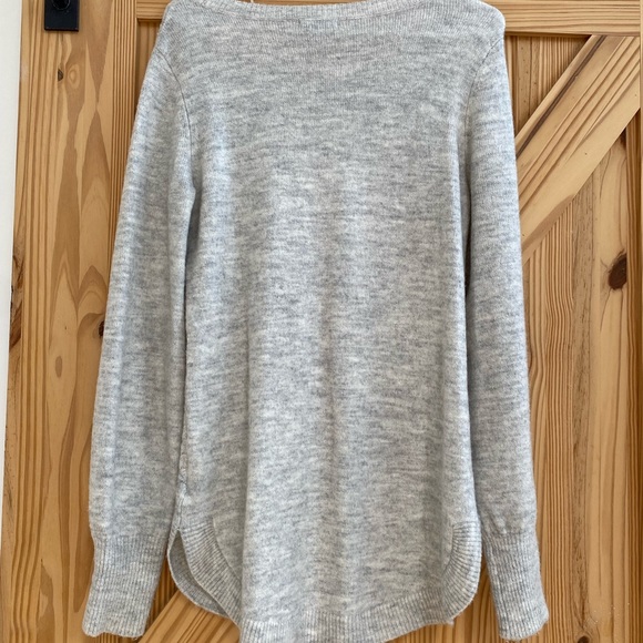 Adorable super soft sweater - Picture 3 of 4